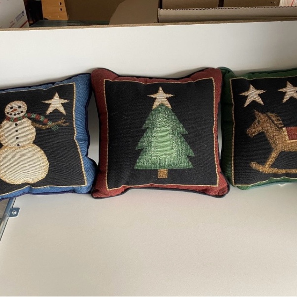Southern Accents Trio of Christmas Decorative Pillows, Snowman, Tree, Horse